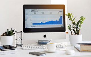 “曼城阵容豪华，誓言捍卫欧冠荣耀”